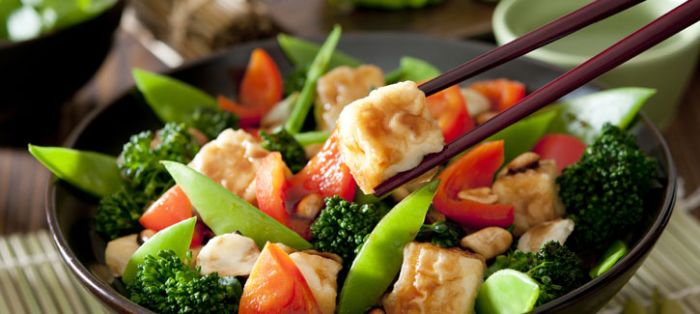 Hartige Tofu en Broccoli Roerbak - droogtrain recepten